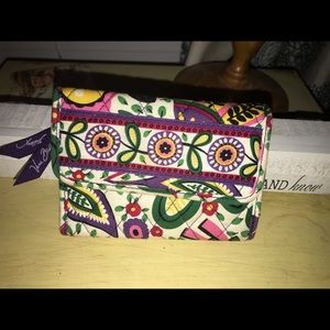 Vera Bradley Riley compact Wallet